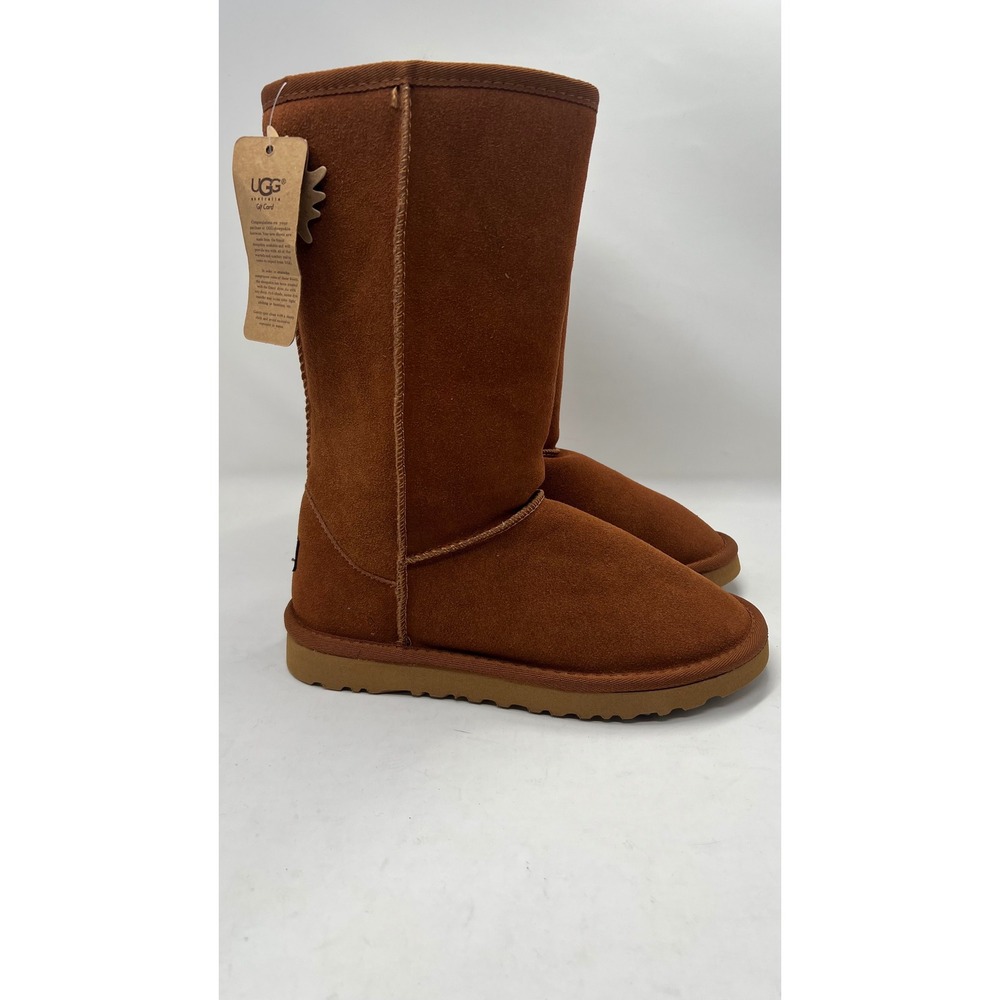 UGG Australia Classic Tall II Boots Chestnut Brown Suede Sheepskin Women 8 NEW